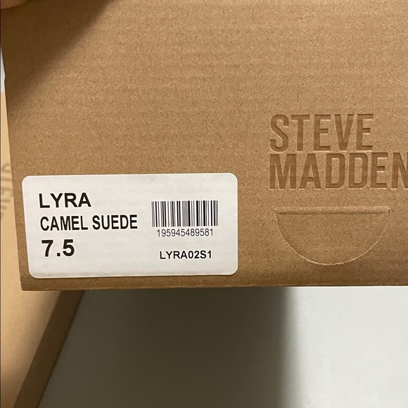 Steve Madden Women's Tan Mules - Picture 4 of 4